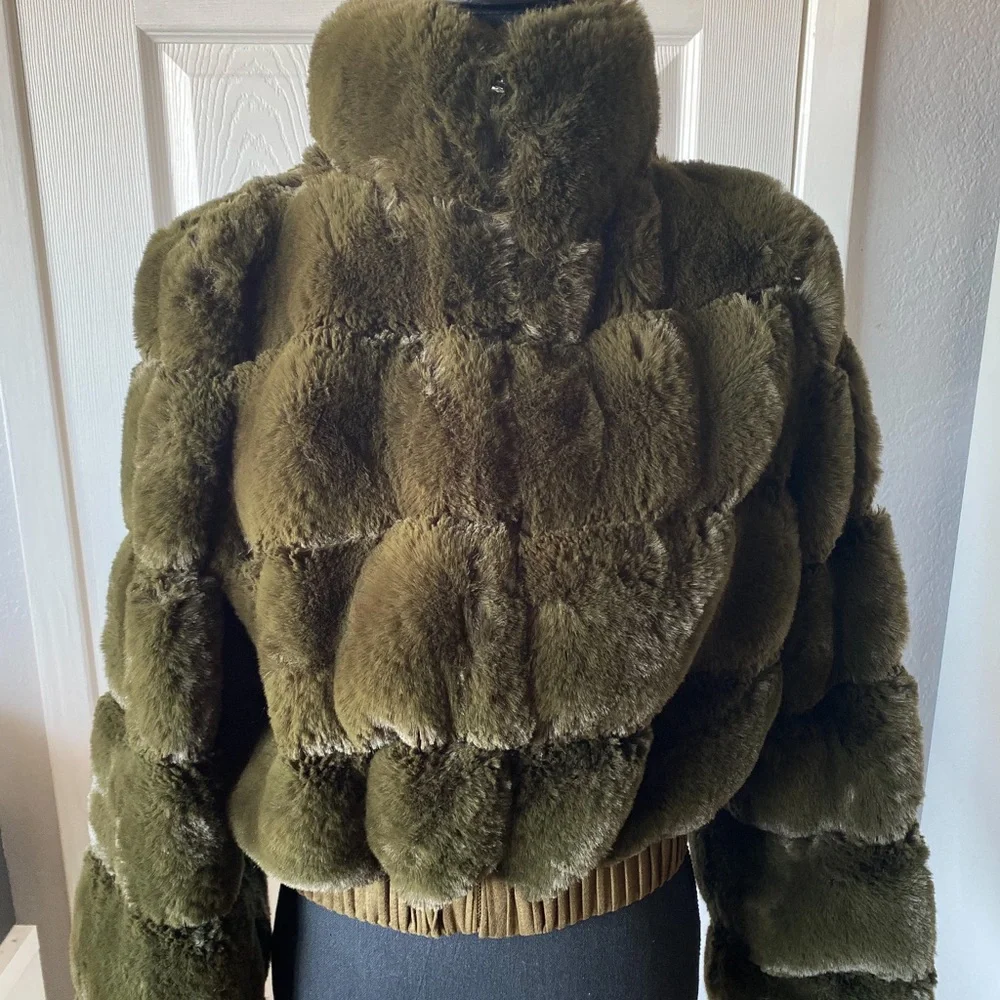 Olive Fur Coat- NEW - Picture 3 of 7